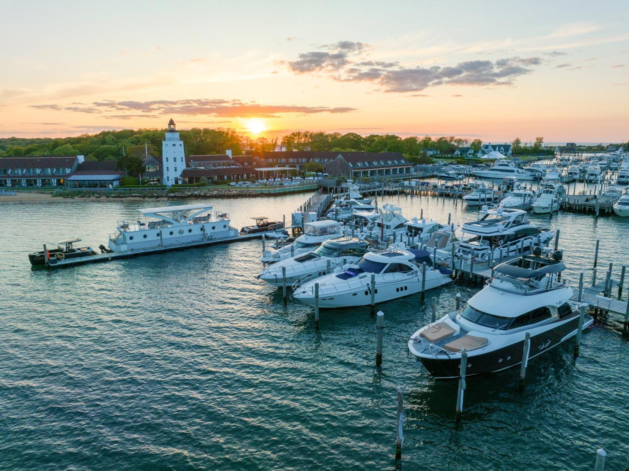 Отель Montauk Yacht Club Экстерьер фото
